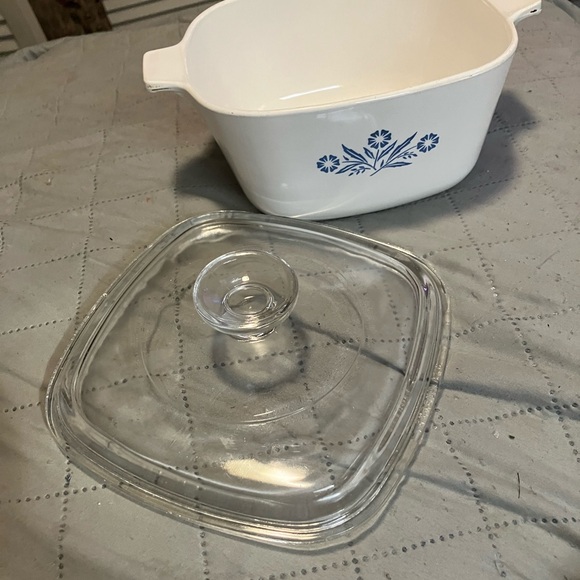 Vintage Corning Ware Cornflower Blue Square Casserole - 1.5 Quart Retro Kitchen Classic